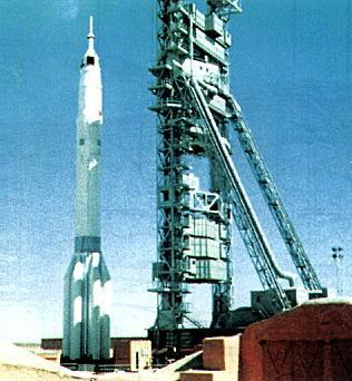 Image result for Soyuz 7K-L1 s/n 7L launch