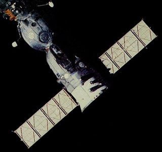 Soyuz T-15